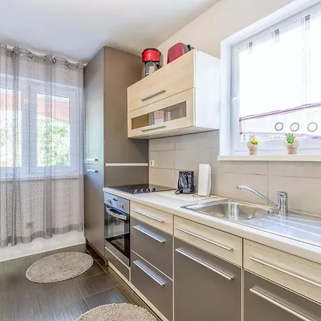 Kardumovic Casa de hóspedes