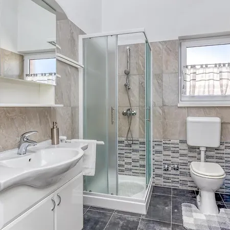 Casa de hóspedes Kardumovic 3*