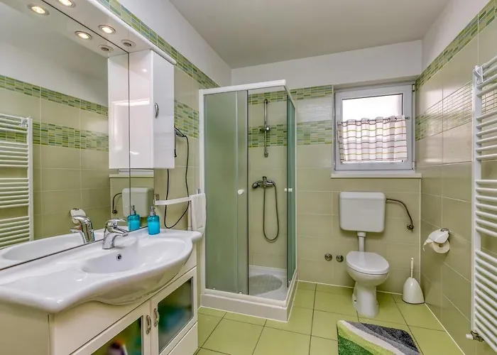 Kardumovic Pensionat 3*